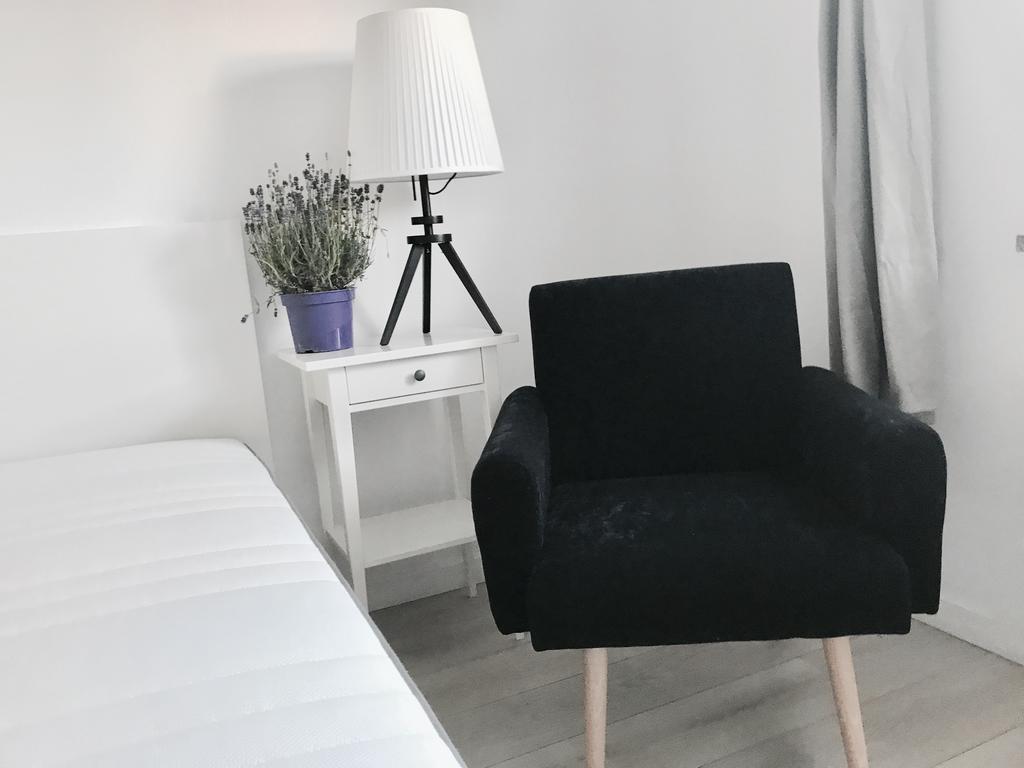Apartament Lavender Śrem Esterno foto